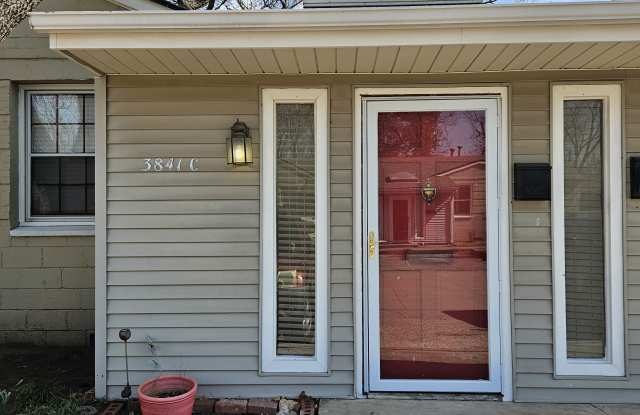 3841 S Quincy Ave photos photos