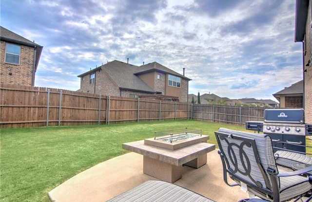 2304 Kemerton Gallery 2