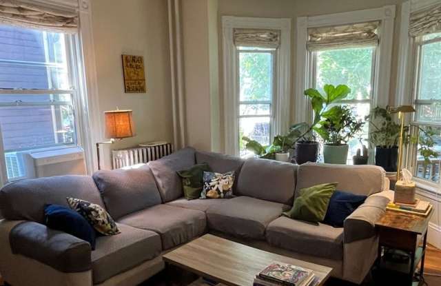 Charming 2BR Condo in Cambridge photos photos