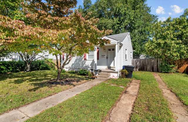 3002 Woodrow Street photos photos