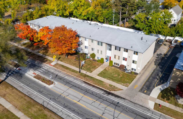 MARGO MANOR photos photos