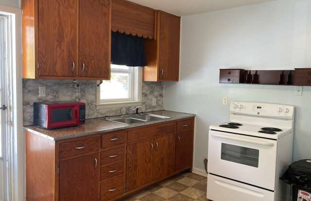 126 1/2 N. 7th Street - 126 7th Street, Cannelton, IN 47520