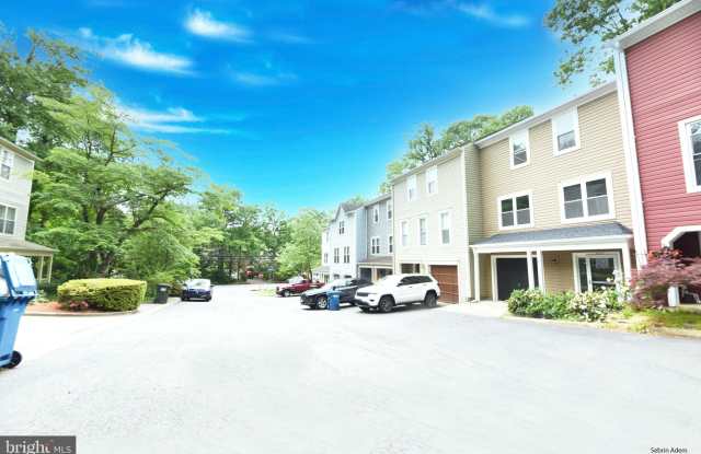 6419 CHEROKEE COURT Gallery 3