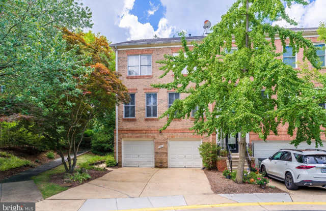 11485 WATERHAVEN Court Gallery 2