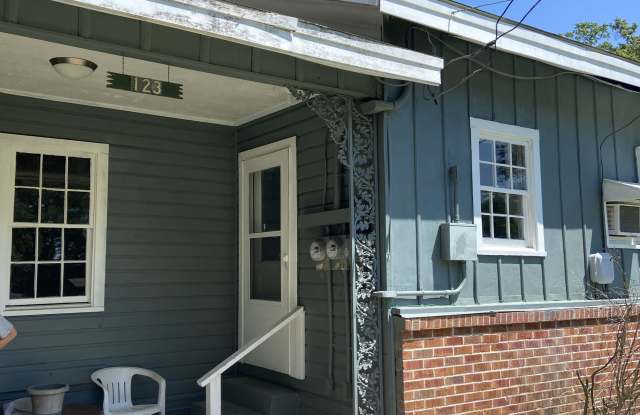 123 Stevens Street - 2 photos photos