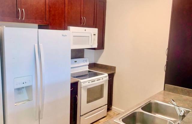 2 Bedroom / 1.5 Bathroom Townhouse in Hoolea Terrace! photos photos