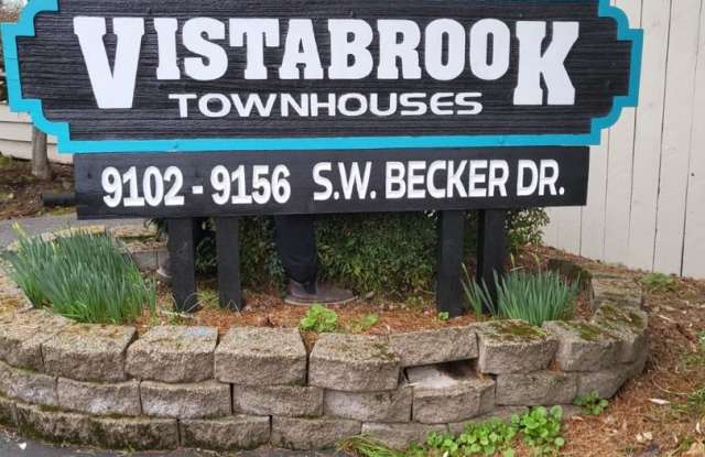 SIX WEEKS FREE RENT: Spacious Top Flr 2Bdr Flat, W/D Hk-Up, D/W, Tons of Storage, Balcony! photos photos