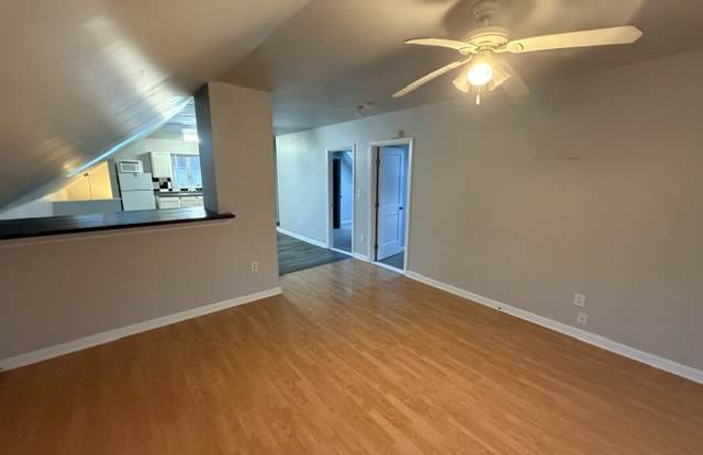 390 Sprague Street photos photos