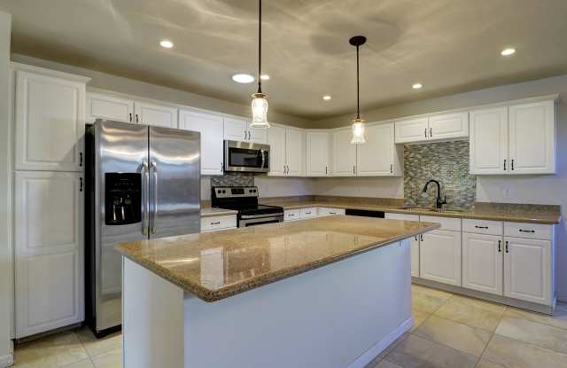 8020 N 17TH Drive - 8020 North 17th Drive, Phoenix, AZ 85021