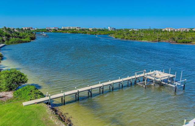 16334 PORT DICKINSON Drive Gallery 2
