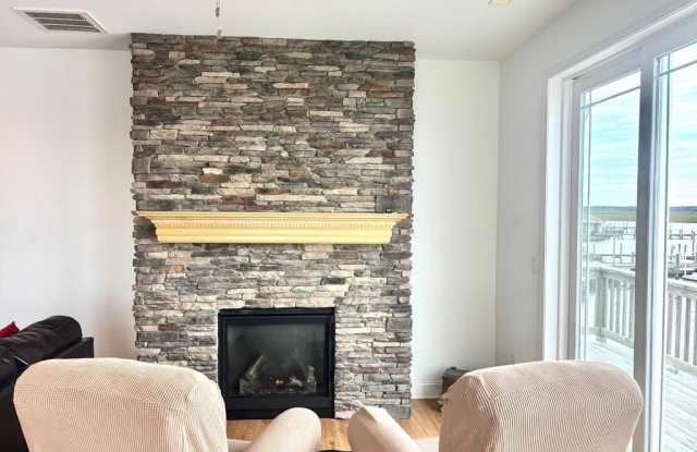 448 DOCK ROAD Gallery 4