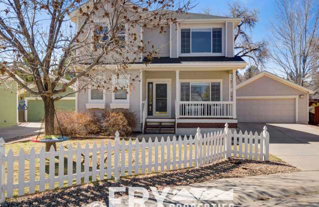 Beautiful Home on Quiet Cul De Sac Gallery 1