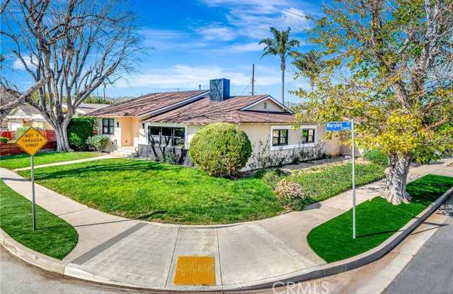 23635 Marylee Street photos photos