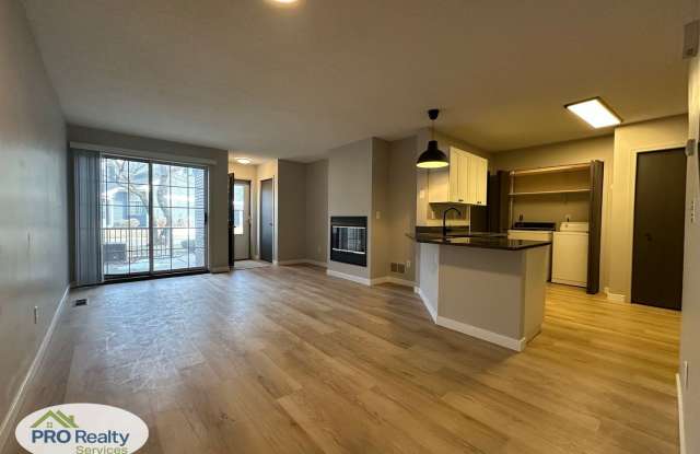 2 Bedroom Townhome in Woodbury photos photos