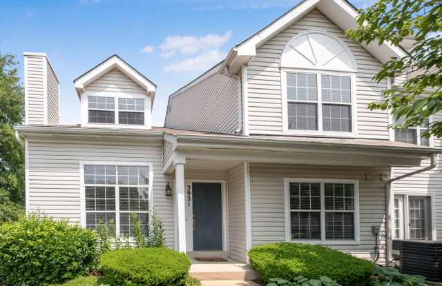 Beautiful 3 BR/2 BA Condo in Bowie! photos photos