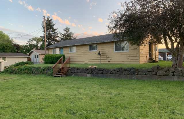 2735 Hefner Avenue - 2735 Hefner Avenue, Bremerton, WA 98310