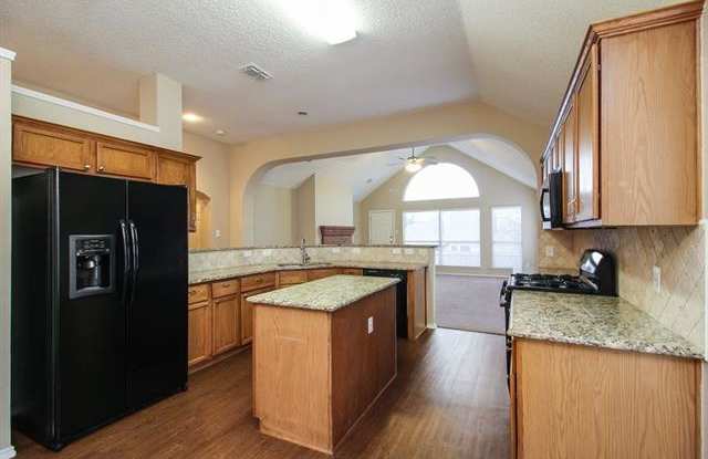 7006 Park Hill Trail Gallery 2