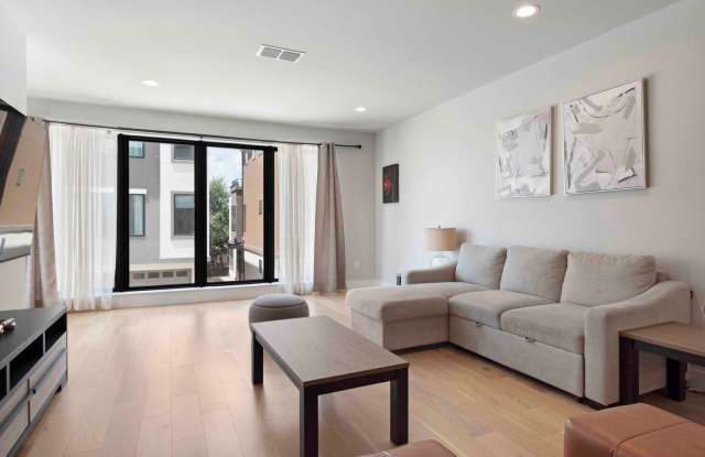 13309 Morris Rd unit 62, Austin, Texas 78729 Gallery 3