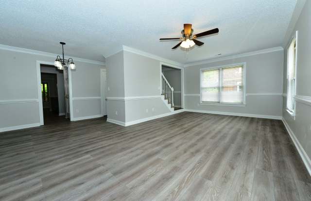 Close to Base, Beach and Downtown! photos photos