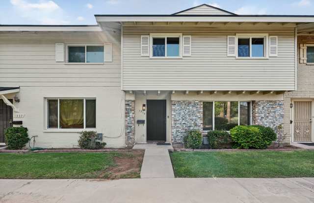 New Listing in Phoenix photos photos New Listing in Phoenix photos photos