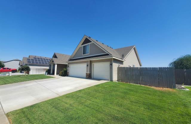 5505 Santa Fe Lane - 5505 Santa Fe Lane, Pasco, WA 99301