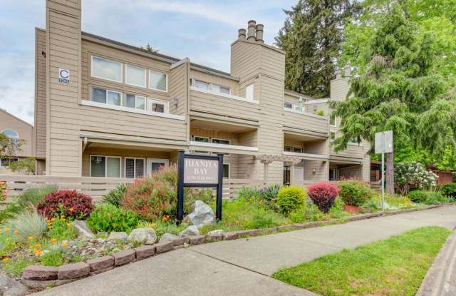 9206 NE Juanita Dr #C5 - 9206 Northeast Juanita Drive, Kirkland, WA 98034