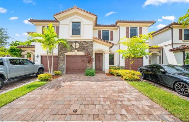 3366 W 90th Ter photos photos