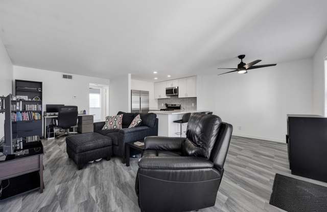 12330 Osborne St photos photos