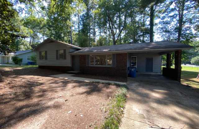 102 Marie Avenue - 102 Marie Avenue Southwest, Jacksonville, AL 36265