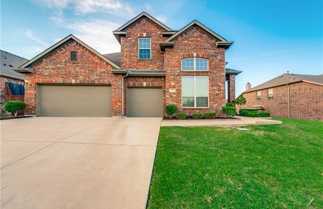733 Dalrock Road - 733 Dalrock Road, Fort Worth, TX 76131