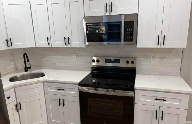 Beautiful Newly Renovated 3 Bedroom Home Now Available in West Parkside Gallery 3
