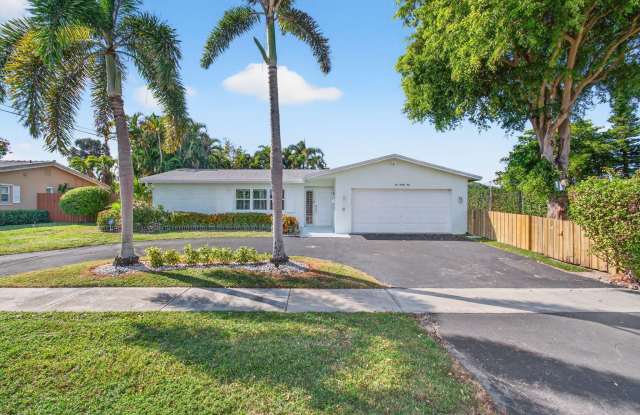 699 NW 16th Avenue photos photos