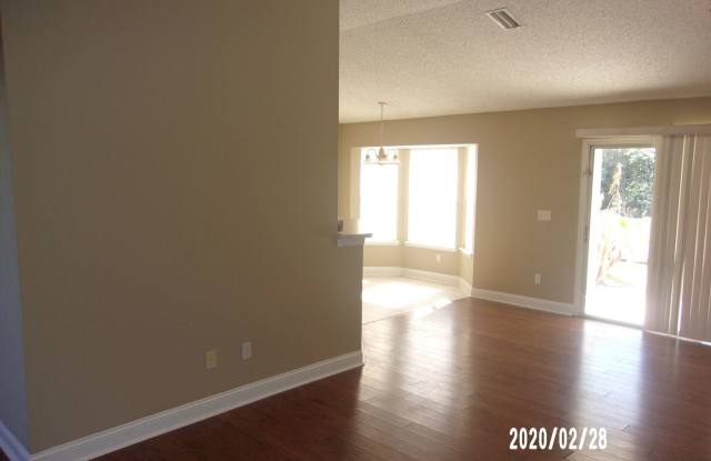 30628 Forest Parke Drive Gallery 4