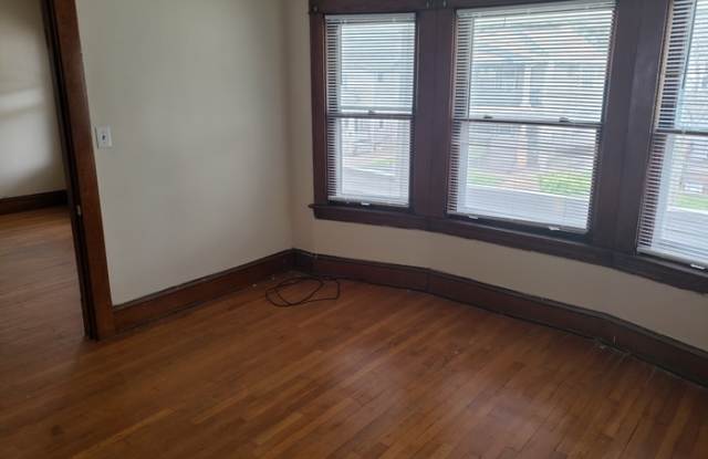 2120 Mayview Avenue Gallery 4