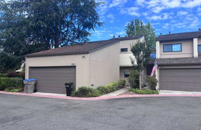 ALMADEN VALLEY-Beautifully upgraded 3-bedroom, 2.5-bath end-unit townhome photos photos