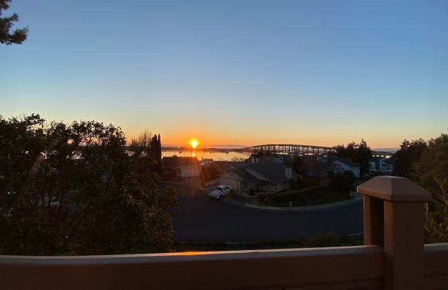 Comfort with 3BR, 2.5BA Home with 1,444 Sq Ft in Vallejo photos photos