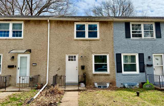 2BD/1BA Townhome photos photos