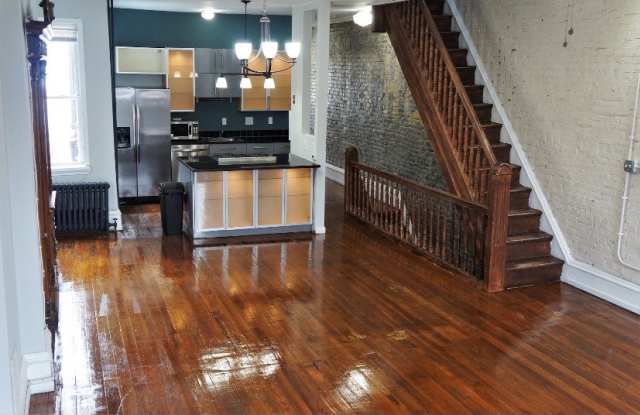 618 E Girard Ave photos photos