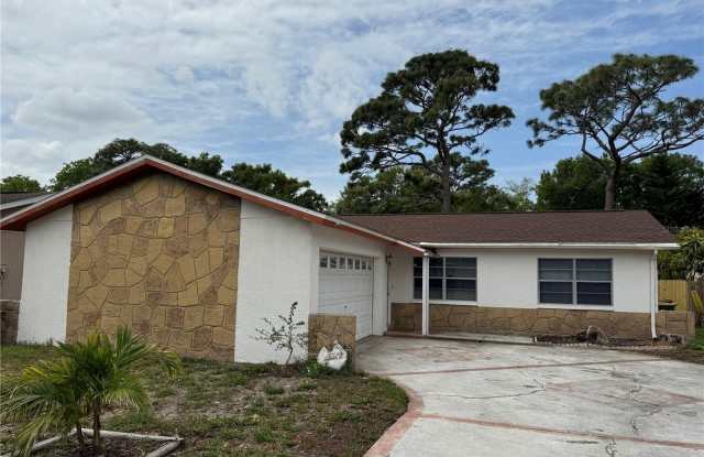 2074 DODGE STREET photos photos