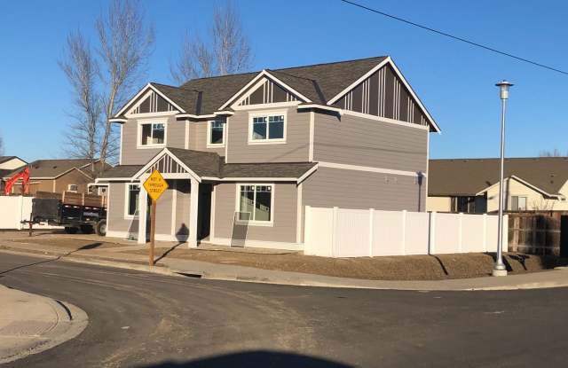 2300 Landon Lane - 2300 Landon Avenue, Union Gap, WA 98903