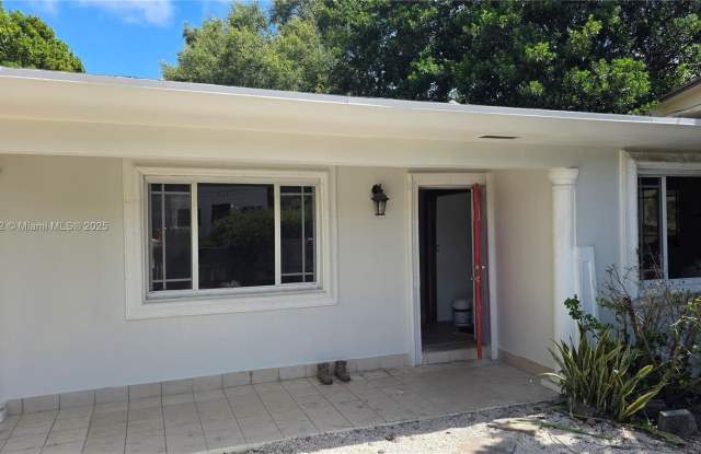 3411 Charles Ave photos photos