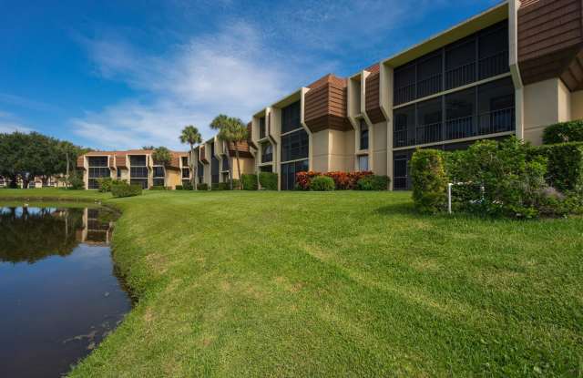 5250 Woodland Lakes Drive photos photos