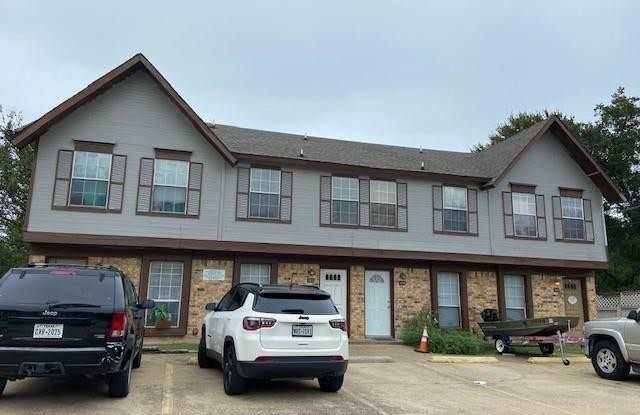 1402 Shufford Street - 1402 Shufford Street, Irving, TX 75060