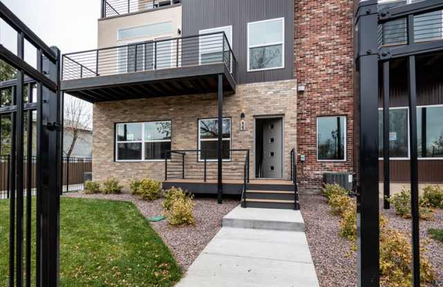 Brand New Luxury End Unit on the Westside with Mt and Downtown Views - 11 East Ramona Avenue, Colorado Springs, CO 80905 Brand New Luxury End Unit on the Westside with Mt and Downtown Views - 11 East Ramona Avenue, Colorado Springs, CO 80905