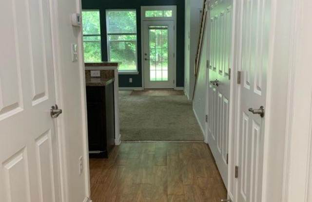 32041 WOODS Court Gallery 4