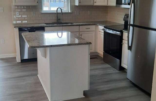 835 SCHOONER Lane Gallery 4