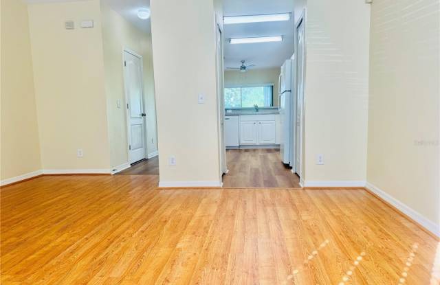 16353 SWAN VIEW CIRCLE Gallery 4