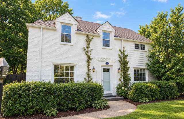 Great 3 Bed, 2 Bath Home in Mt. Lebanon - Available NOW Gallery 1
