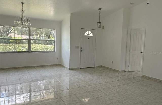 30 HEMLOCK TERRACE Way Gallery 4