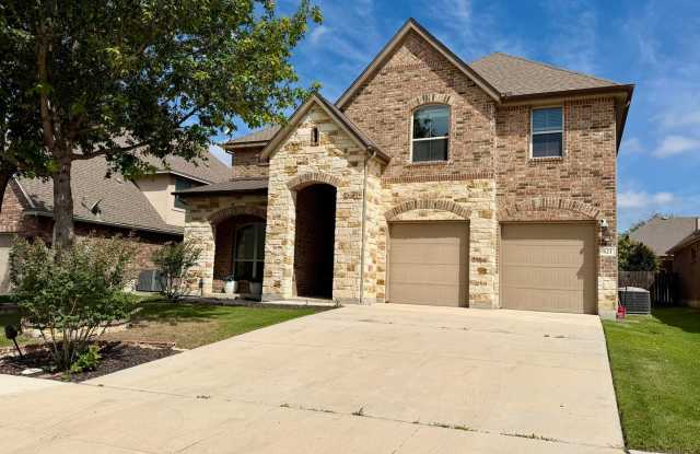 Welcome home to 621 Cavan! photos photos